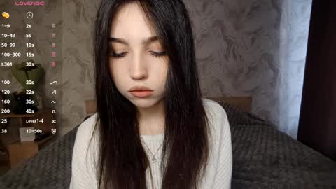 I am Gina ntmu Lets hit 10 Thumbs Up together online show from April 4, 1:21 pm