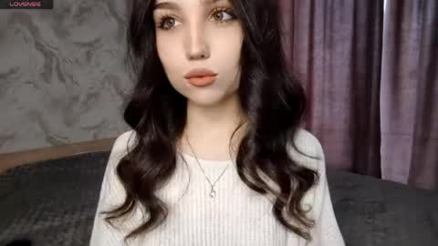 I am Gina ntmu Lets hit 10 Thumbs Up together online show from April 23, 12:40 pm