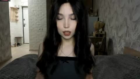 I am Gina ntmu Lets hit 10 Thumbs Up together online show from June 11, 3:31 pm