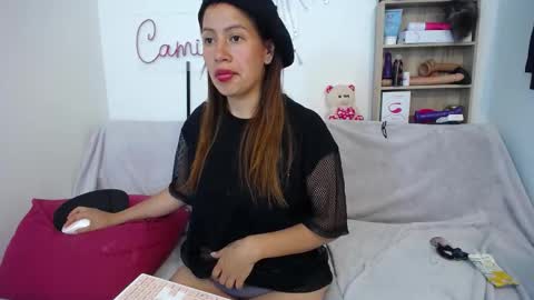 Camila online show from November 5, 6:02 pm