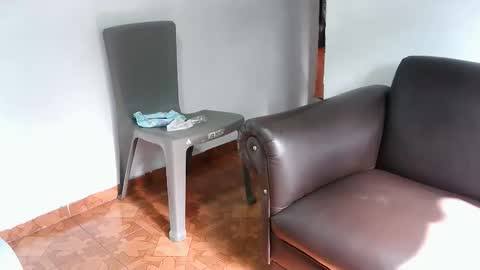 jhonanjessy online show from April 22, 8:17 pm