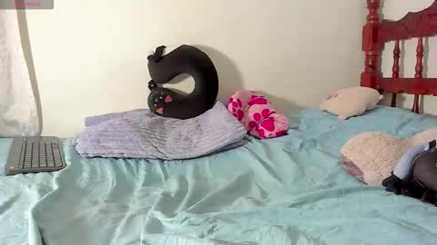 jilary__clinton online show from March 21, 6:07 am