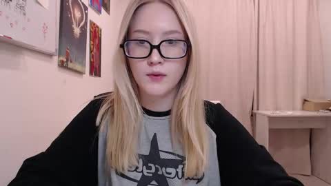 joan_kiss online show from February 9, 1:57 pm