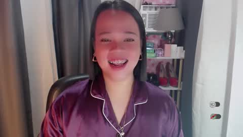 Joana online show from April 21, 9:55 pm