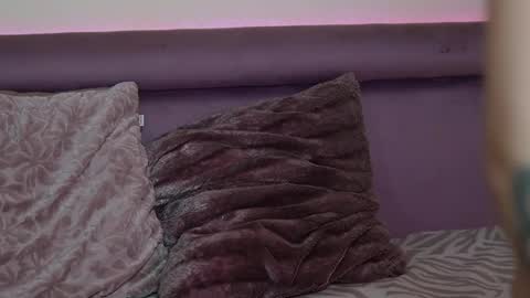  Joelle  online show from April 22, 9:56 pm