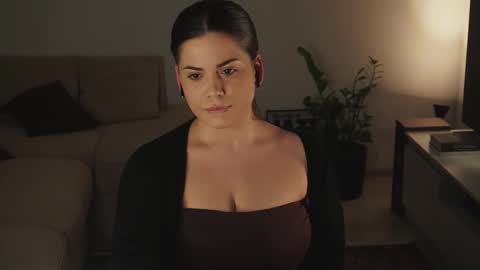 Jo online show from December 4, 9:48 pm