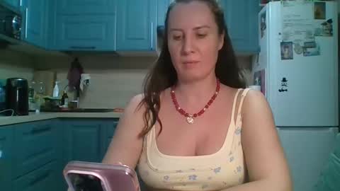 you can call me my Queen online show from May 18, 7:42 pm