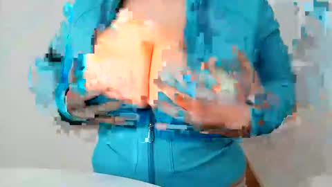 jolenejo online show from December 19, 5:38 pm