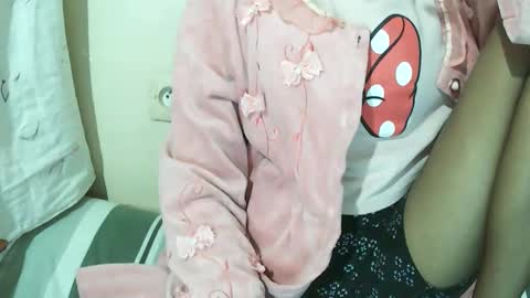 joliekah27 online show from January 7, 8:45 pm