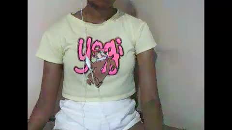 joliekah27 online show from March 29, 7:02 pm