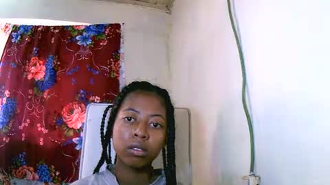 joliekah27 online show from January 23, 5:02 am