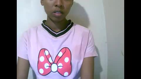 joliekah27 online show from April 22, 7:49 am