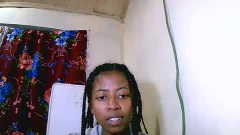 joliekah27 online show from January 22, 6:10 pm