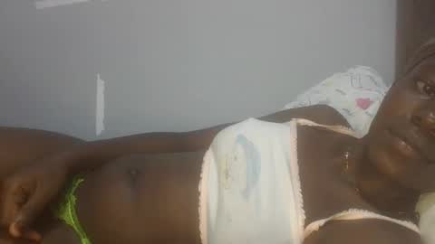 Snapshot of jollynabeb chatting on January 18, 6:53 pm jollynabeb online show from January 18, 6:53 pm