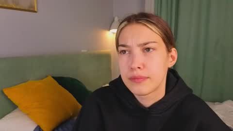 Viola online show from September 11, 1:00 pm