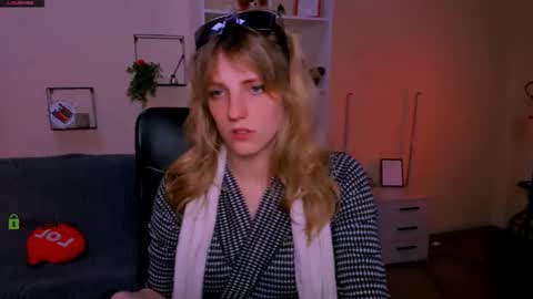 jose_fairy online show from October 6, 7:29 pm