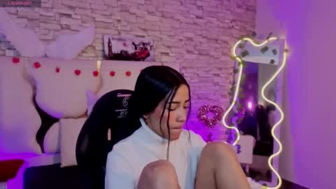 Joselyn  online show from February 15, 12:04 pm