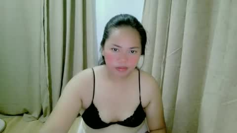 Snapshot of joy9979612 chatting on September 23, 9:40 am joy9979612 online show from September 23, 9:40 am