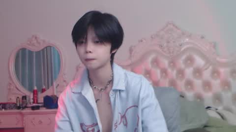 joycekay online show from June 11, 12:43 am