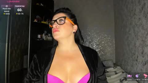 Ju  lia online show from October 27, 9:49 am