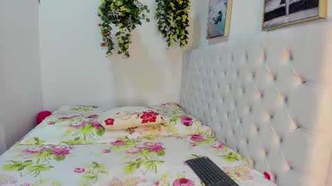 juana_naranjo online show from June 27, 12:22 pm
