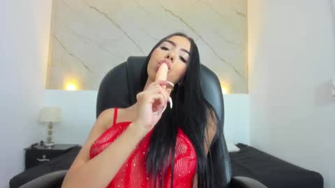 Juanita  online show from February 14, 9:32 pm