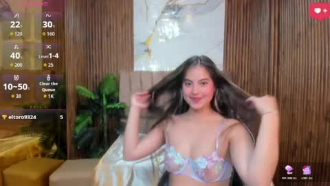 JUANITA online show from April 25, 12:41 pm