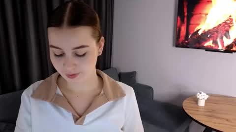 Mary online show from February 16, 2:17 pm