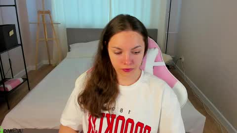 Judy Lewis online show from April 21, 2:51 am