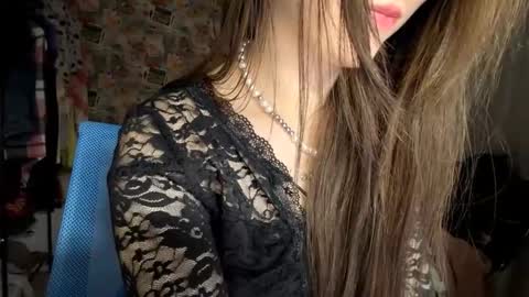 Mila online show from January 16, 4:47 pm