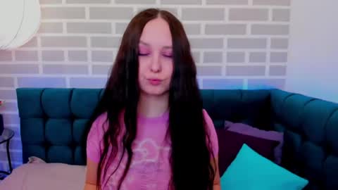 Judy online show from April 27, 1:25 am