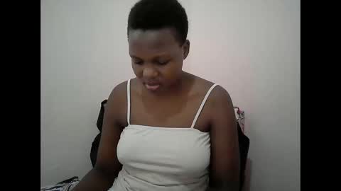 juicy_bella2 online show from September 14, 10:02 am