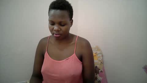 juicy_bella2 online show from September 17, 9:29 am