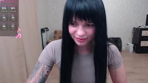 juicy_jesss online show from April 23, 7:38 pm