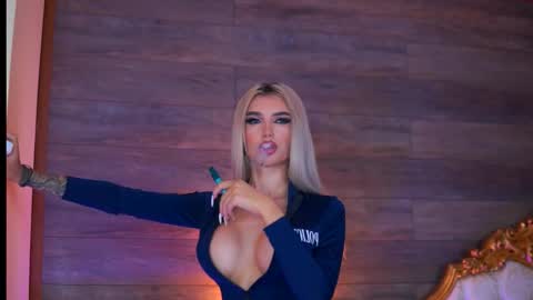 Jessye online show from October 29, 9:28 pm