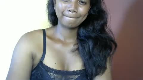 Snapshot of juicy_pretty chatting on March 4, 7:41 am stellah online show from March 4, 7:41 am