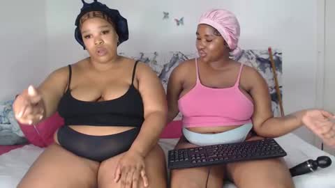 juicyjasminx online show from June 12, 10:07 pm
