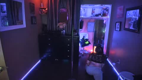 Snapshot of juicyjayxxx69 chatting on December 16, 3:08 am juicyjayxxx69 online show from December 16, 3:08 am