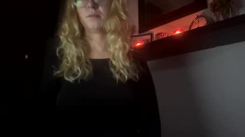 Juicyteez online show from October 21, 12:58 am