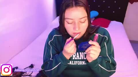 Snapshot of juli_69 chatting on January 14, 8:26 pm Juliana Torres online show from January 14, 8:26 pm