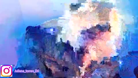 Snapshot of juli_69 chatting on February 3, 1:52 am Juliana Torres online show from February 3, 1:52 am