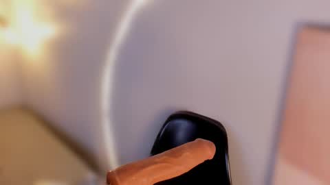 juli_casanova online show from January 17, 3:52 pm