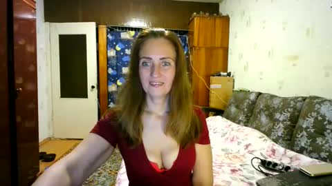 Snapshot of juliaa_foxi chatting on September 19, 6:51 pm juliaa_foxi online show from September 19, 6:51 pm