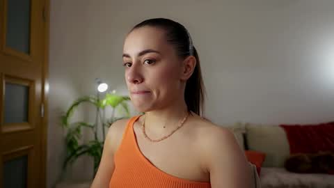 Molly online show from April 27, 3:31 pm