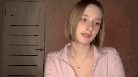 Kate online show from March 11, 5:48 pm