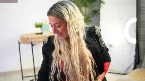 Julia online show from April 19, 6:10 pm