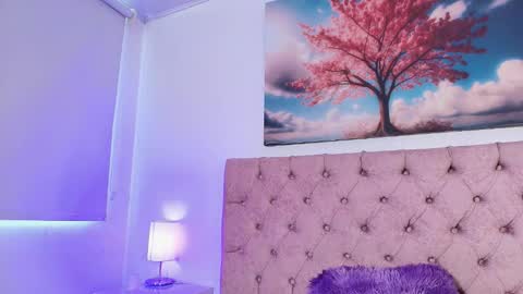  JULIANA CASTRO online show from March 11, 2:09 pm