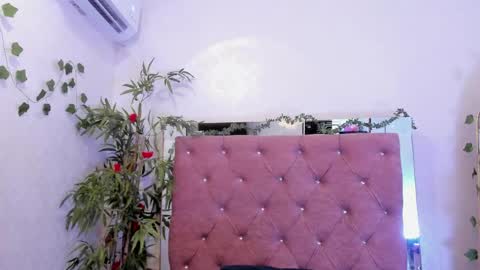 JulianaCarter online show from April 22, 2:52 am