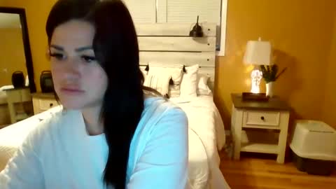 Snapshot of julianaxxxrose chatting on February 25, 12:16 pm Texas Mamasita online show from February 25, 12:16 pm