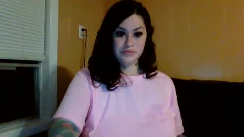 Snapshot of julianaxxxrose chatting on December 12, 12:22 pm Texas Mamasita online show from December 12, 12:22 pm